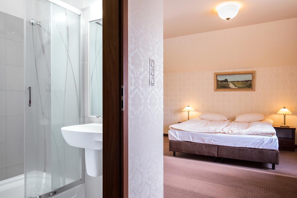 Hotel Folwark Zgierz Pokoj fotografie