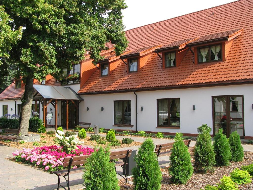 Hotel Folwark Zgierz Exteriér fotografie
